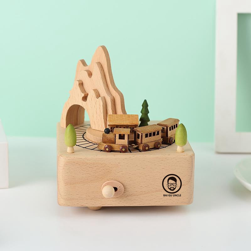 BAI GU UNCLE Woden Music Box with Moving Small Train, Wood Musicil Box Birthday Home Decoration for Kids Boys Girls